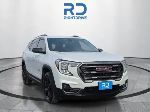 White 2023 GMC Terrain AT4 for sale in El Paso, TX