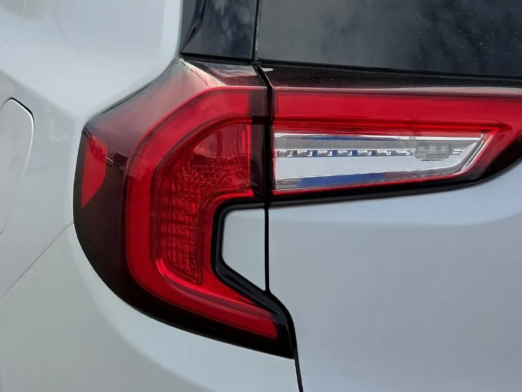 GMC Terrain photo 11