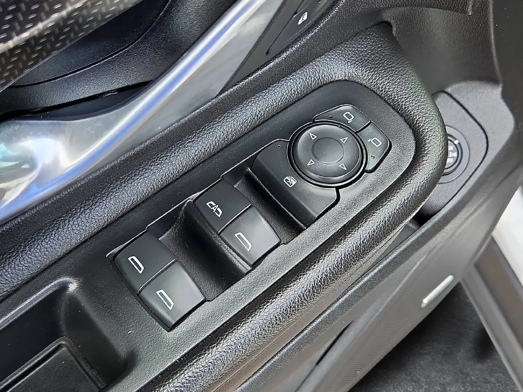 GMC Terrain photo 18