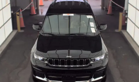 Photos of 2024 Jeep Grand Cherokee L Laredo for sale in El Paso, TX at RightDrive - 1791 Lee Trevino