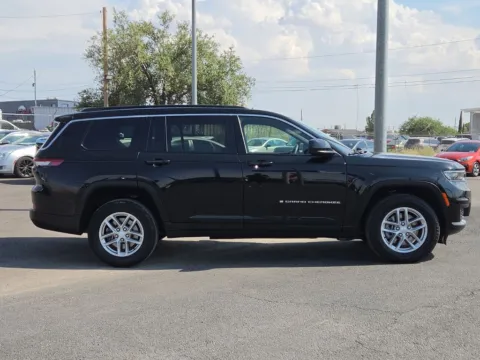 Photos of 2024 Jeep Grand Cherokee L Laredo for sale in El Paso, TX at RightDrive - 1791 Lee Trevino
