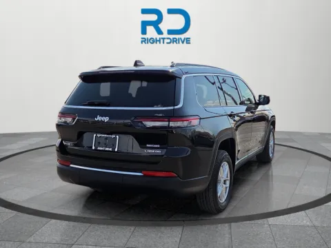Another view of 2024 Jeep Grand Cherokee L Laredo for sale in El Paso, TX at RightDrive - 1791 Lee Trevino