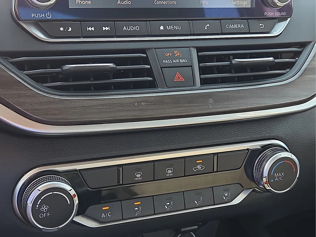 2023 Nissan Altima SV - Photo 21