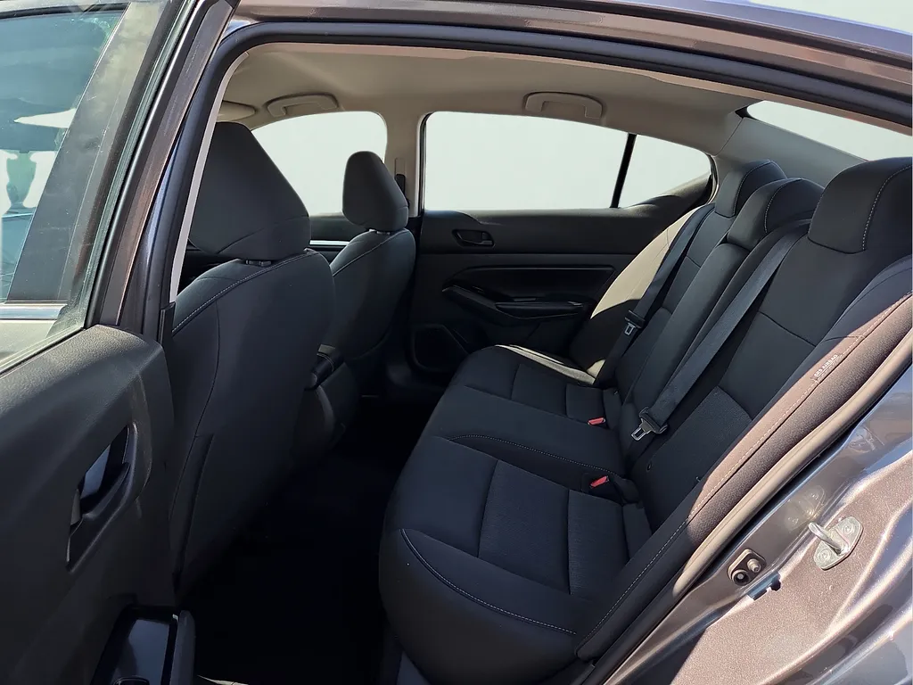 2023 Nissan Altima SV - Photo 14