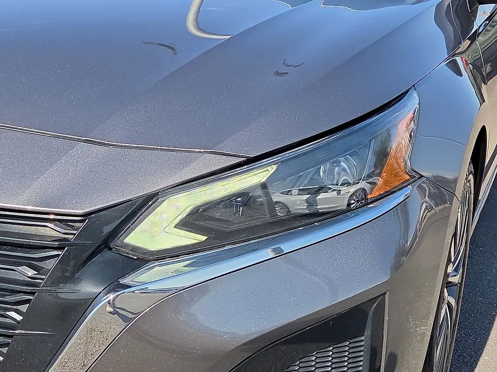 2023 Nissan Altima SV - Photo 8