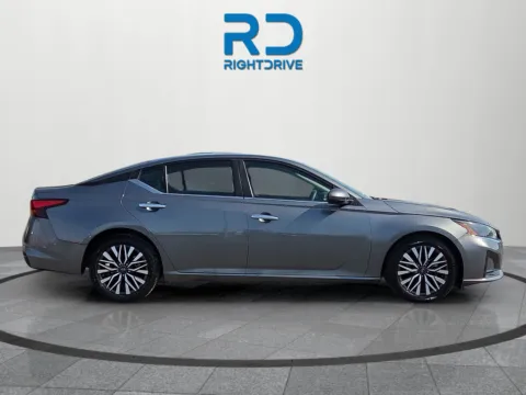 Photos of 2023 Nissan Altima 2.5 SV for sale in El Paso, TX at RightDrive - 1791 Lee Trevino