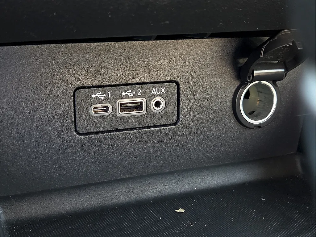 2023 Nissan Altima SV - Photo 20