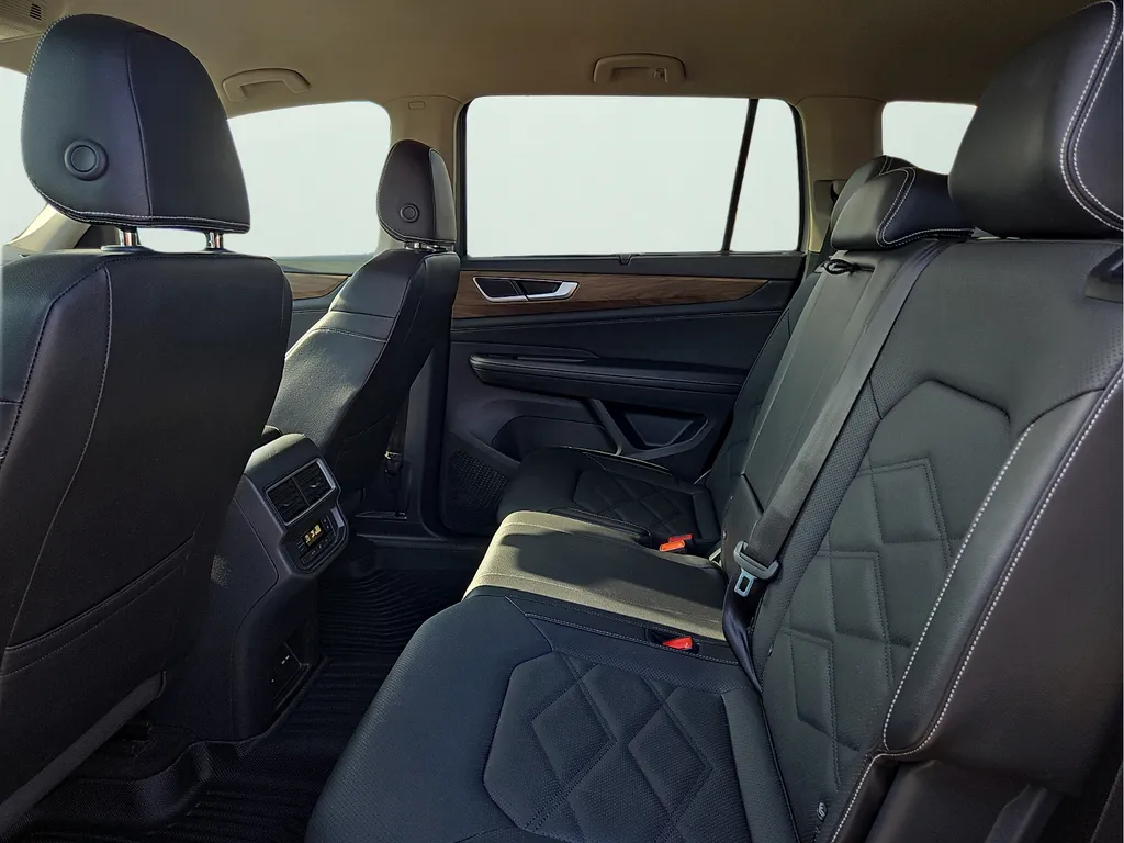 Volkswagen Atlas photo 13