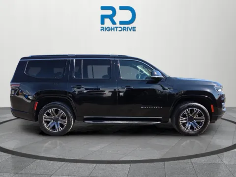 Photos of 2024 Jeep Wagoneer Series II for sale in El Paso, TX at RightDrive - 1791 Lee Trevino