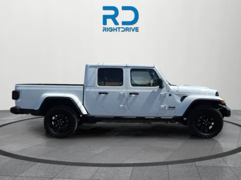 Photos of 2025 Jeep Gladiator Nighthawk for sale in El Paso, TX at RightDrive - 1791 Lee Trevino