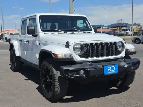 White 2025 Jeep Gladiator Nighthawk for sale in El Paso, TX
