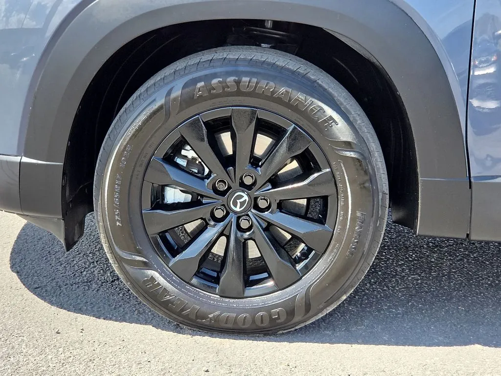 Mazda CX-50 photo 9