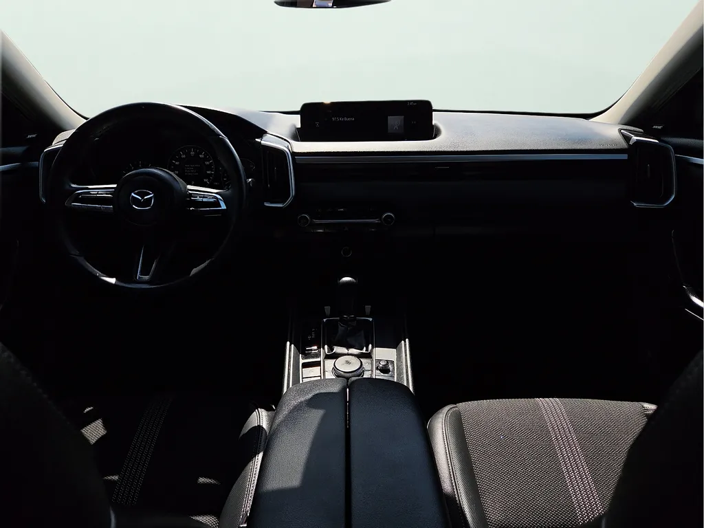 Mazda CX-50 photo 15