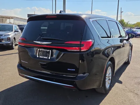 Another view of 2025 Chrysler Pacifica Select for sale in El Paso, TX at RightDrive - 1791 Lee Trevino