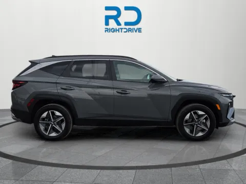 Photos of 2025 Hyundai Tucson SEL for sale in El Paso, TX at RightDrive - 1791 Lee Trevino