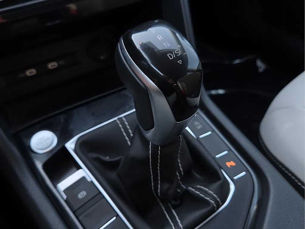 Volkswagen Taos photo 25