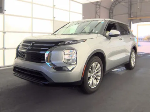 Another view of 2025 Mitsubishi Outlander ES for sale in El Paso, TX at RightDrive - 1791 Lee Trevino