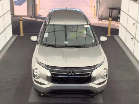 Photos of 2025 Mitsubishi Outlander ES for sale in El Paso, TX at RightDrive - 1791 Lee Trevino