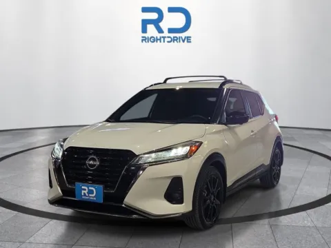 White 2024 Nissan Kicks SR for sale in El Paso, TX