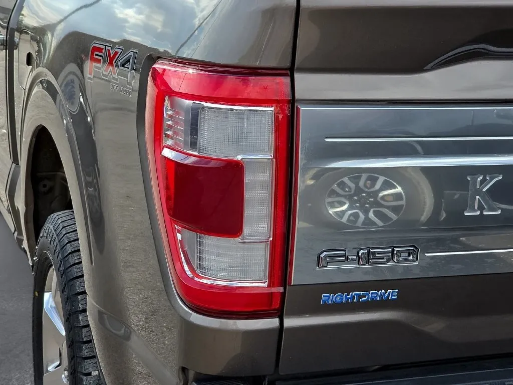 Ford F-150 photo 12