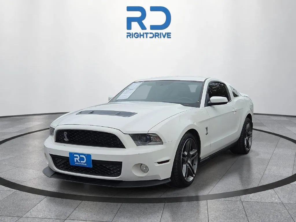 Ford Mustang photo 6