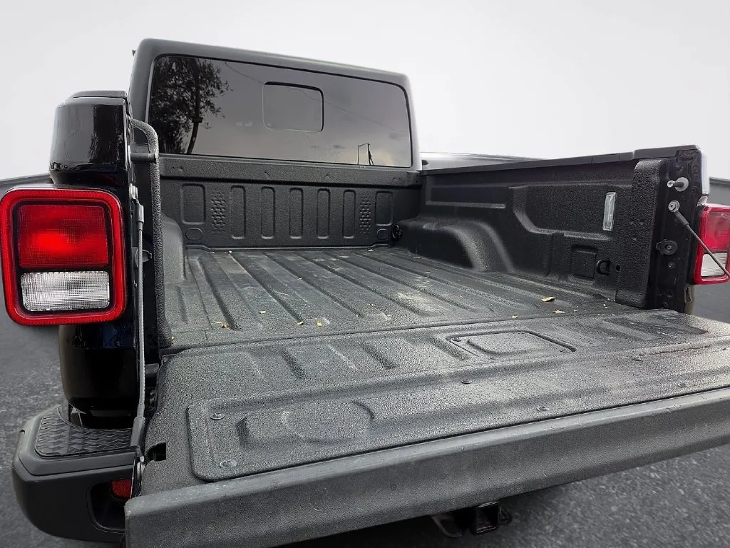 Jeep Gladiator photo 13
