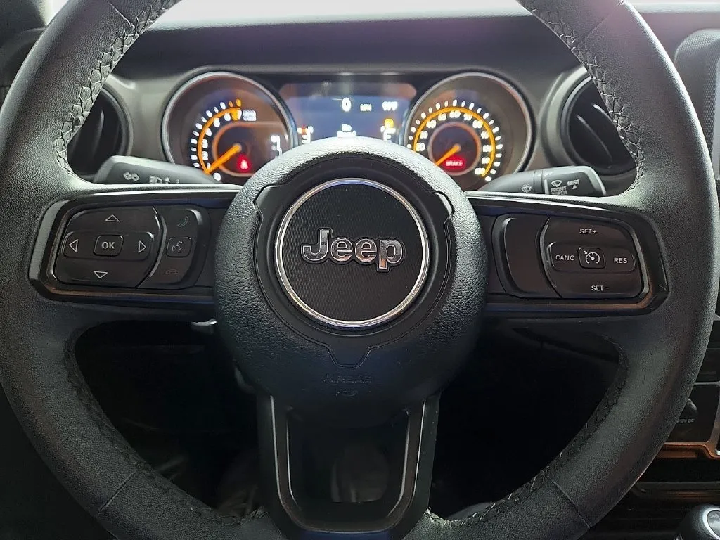 Jeep Gladiator photo 24