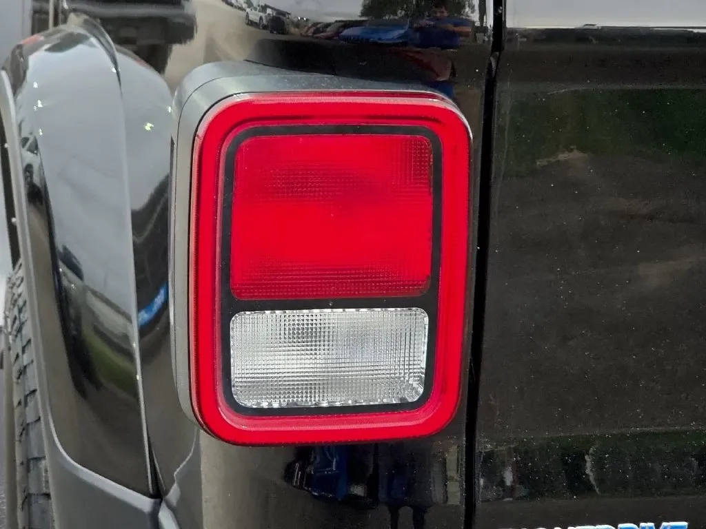 Jeep Gladiator photo 12