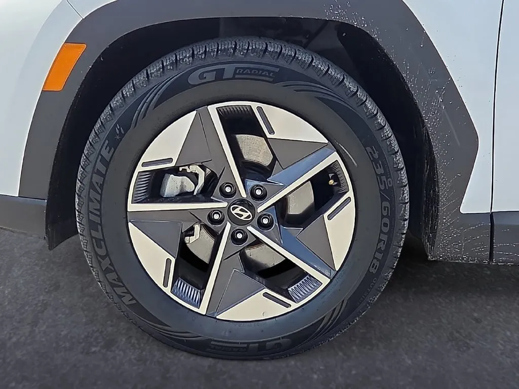 Hyundai Tucson photo 9
