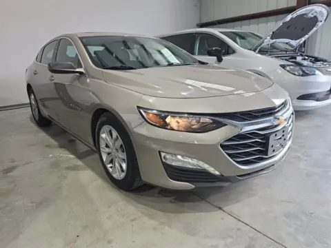 Photos of 2024 Chevrolet Malibu LT for sale in El Paso, TX at RightDrive - 1791 Lee Trevino