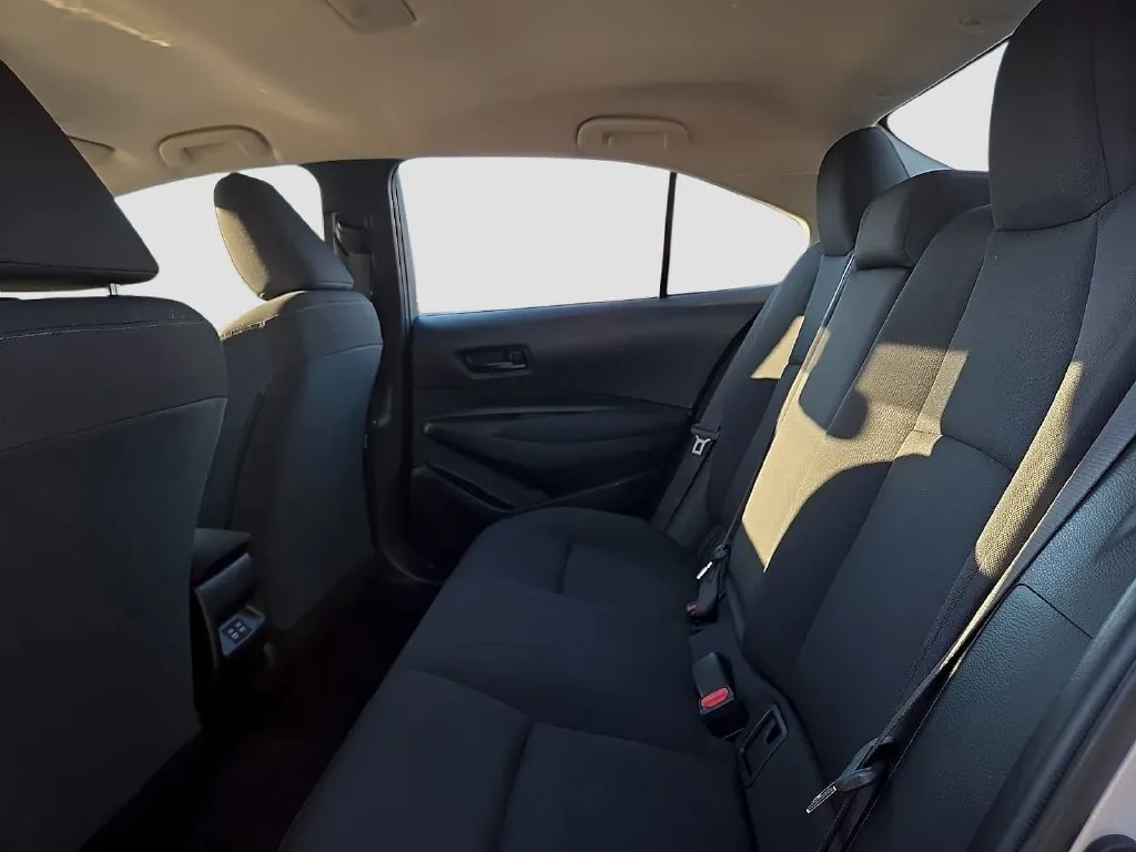 Toyota Corolla photo 11