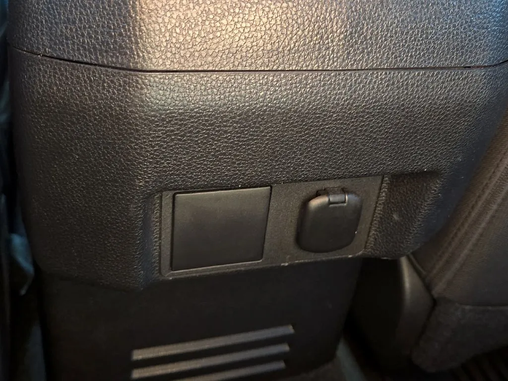 Toyota Tacoma photo 12