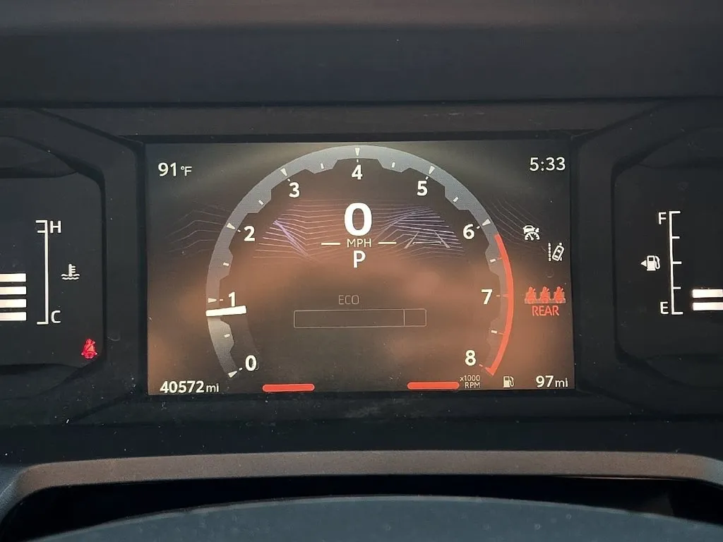 Toyota Tacoma photo 23