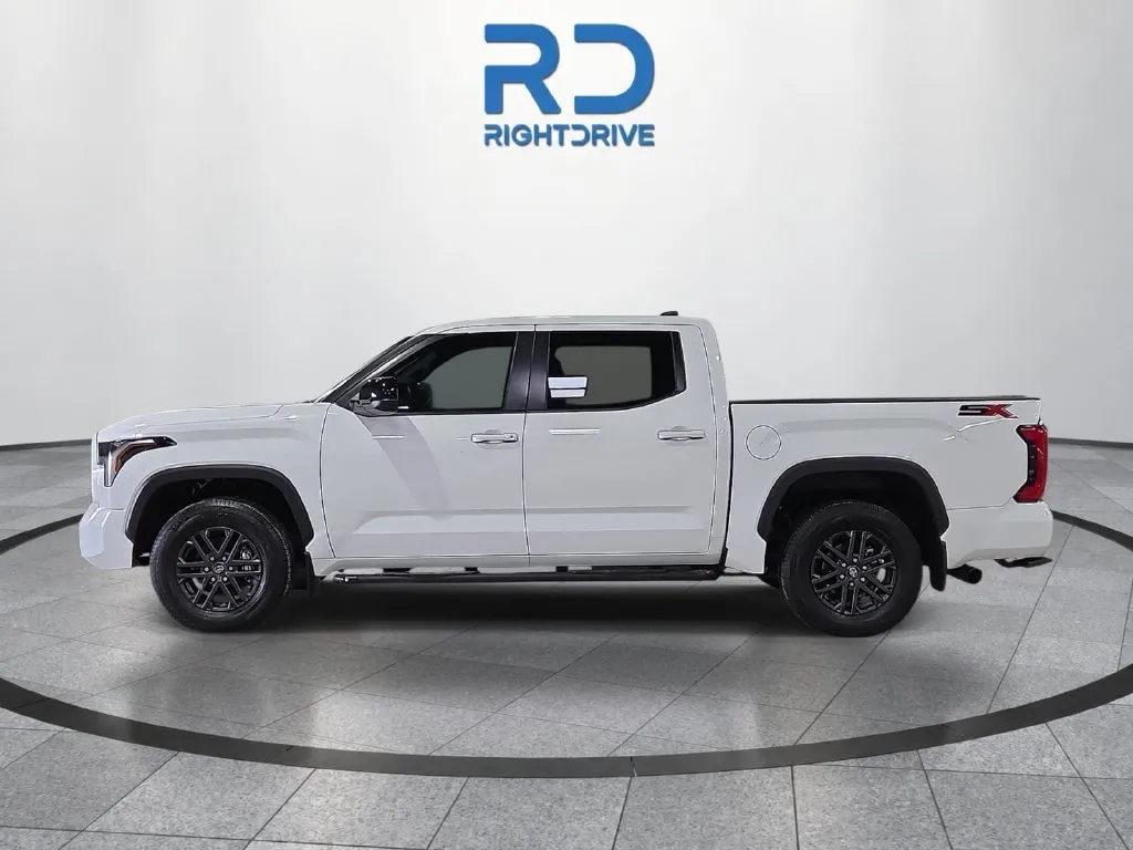 Toyota Tundra photo 5