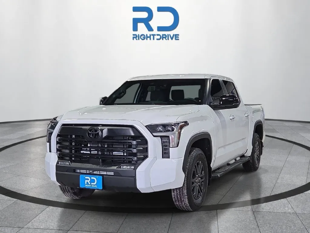 Toyota Tundra photo 6