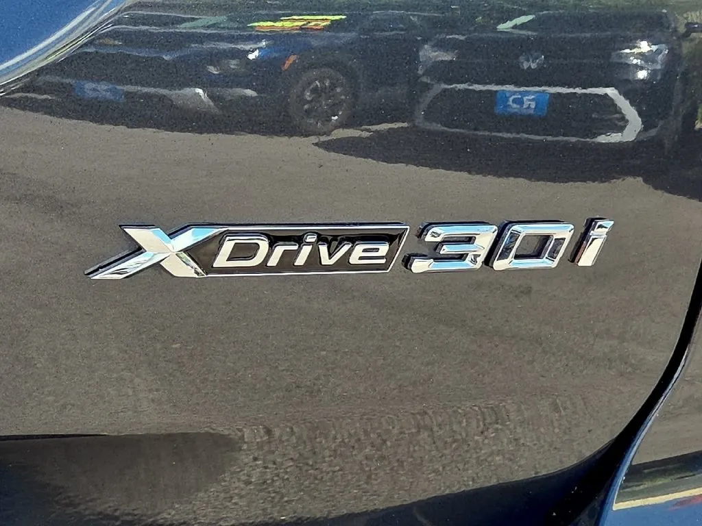 BMW X3 photo 12