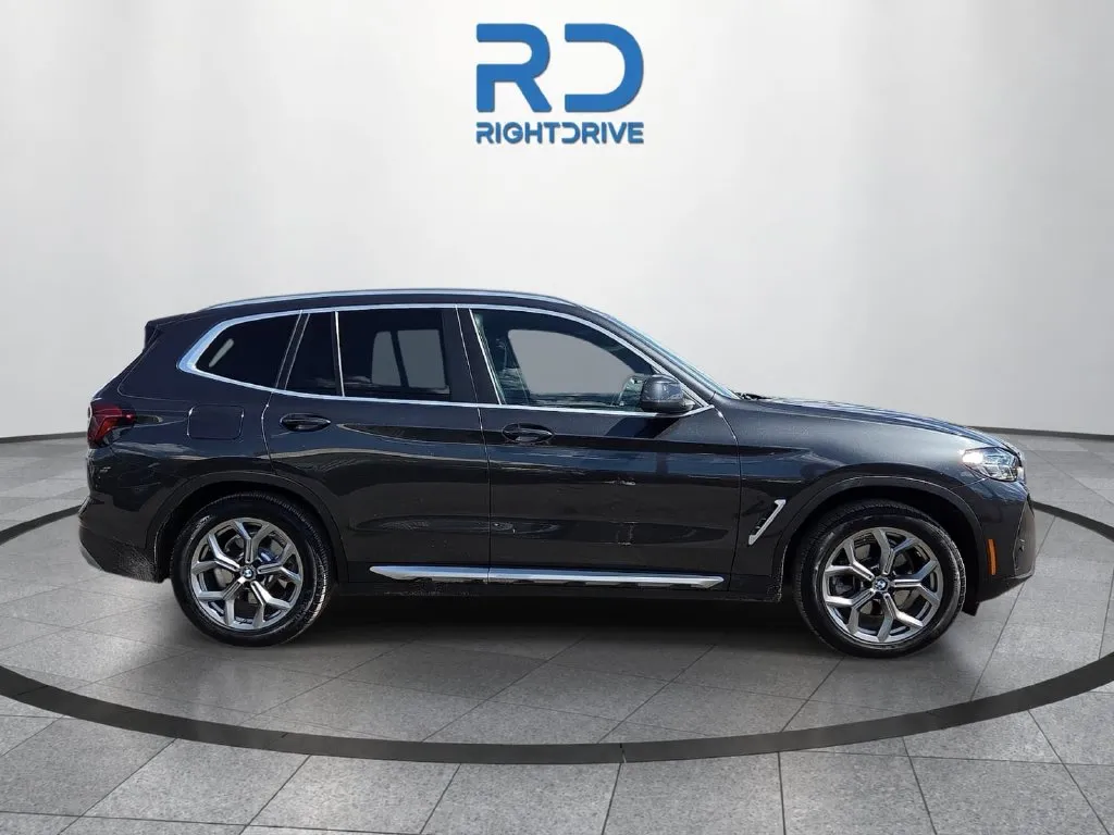 BMW X3 photo 2
