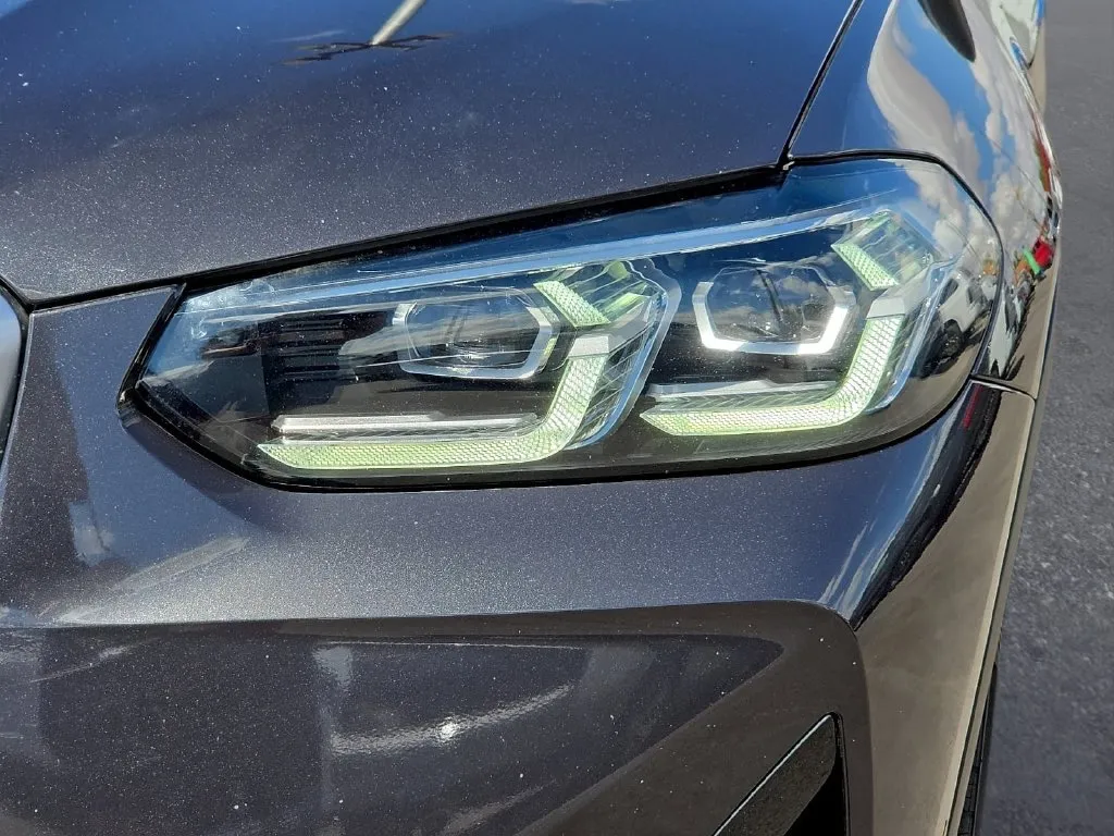 BMW X3 photo 8