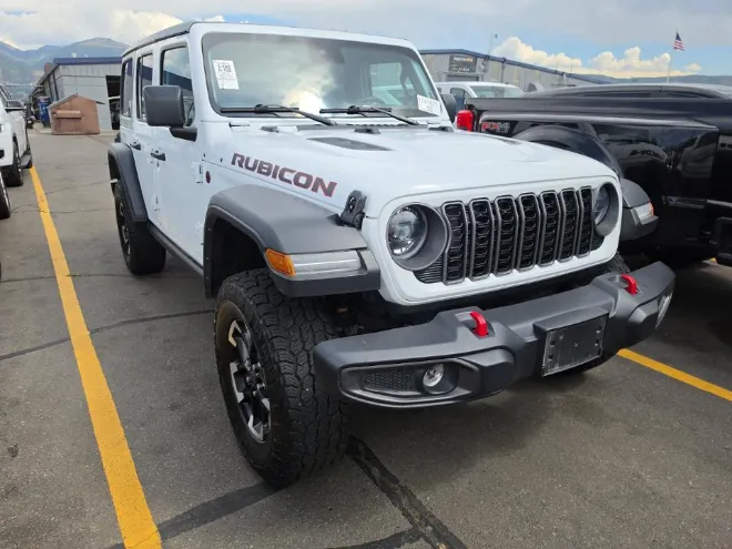 Jeep Wrangler photo 3