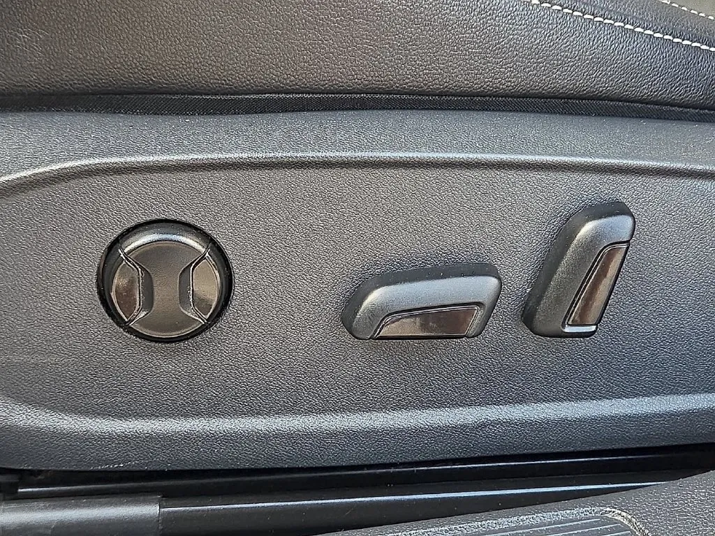Volkswagen Jetta photo 18