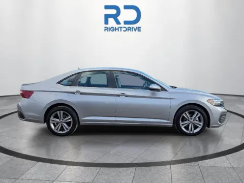 Photos of 2024 Volkswagen Jetta 1.5T SE for sale in El Paso, TX at RightDrive - 1791 Lee Trevino