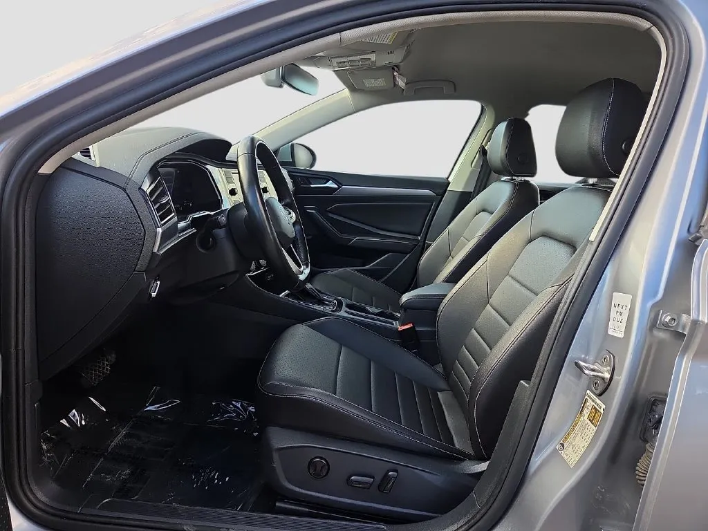 Volkswagen Jetta photo 19