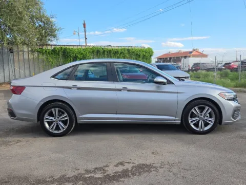 Photos of 2024 Volkswagen Jetta 1.5T SE for sale in El Paso, TX at RightDrive - 1791 Lee Trevino