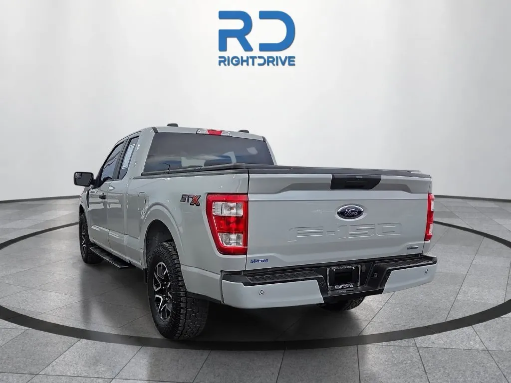 Ford F-150 photo 4