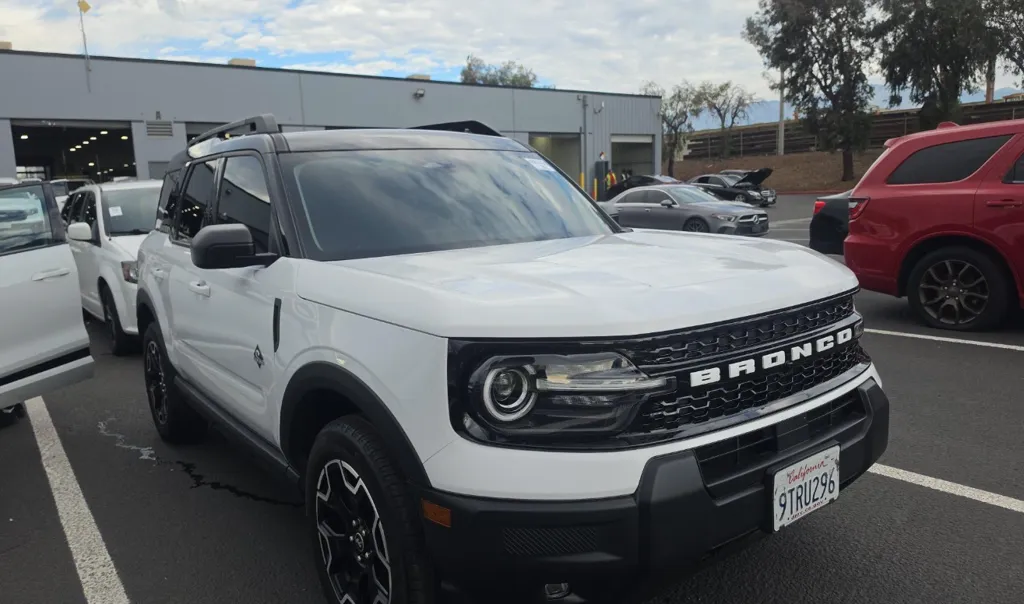 Ford Bronco Sport photo 2