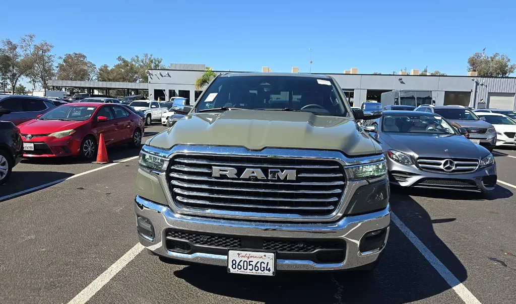 Ram 1500 photo 2