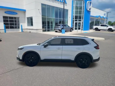 More photos of 2023 Honda CR-V Hybrid Sport Touring at Lia Honda of Kingston, NY