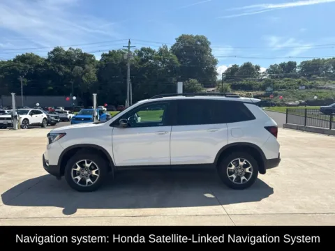 More photos of 2023 Honda Passport TrailSport at Lia Honda of Kingston, NY