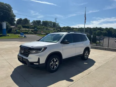 Another view of 2023 Honda Passport TrailSport for sale in Kingston, NY at Lia Honda of Kingston