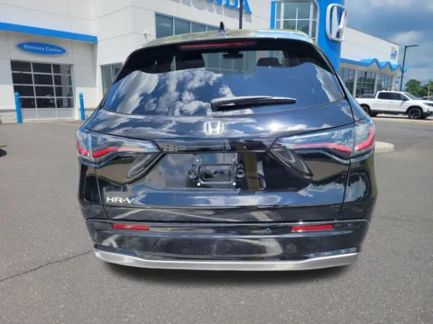 More photos of 2027 Honda HR-V EX-L at Lia Honda of Kingston, NY